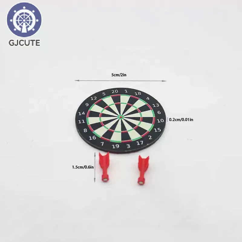 다트 보드 미니어처 인형의 집 게임 세트; 역할놀이 장난감; 인형의 집 미니어처; 홈 데코 액세서리.
