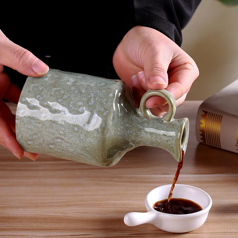 

European Style Kitchen Oil Pot Without Hanging Oil Sauce Vinegar Pot Creative Hand Kneaded Texture Ceramic Lid Leak Proof