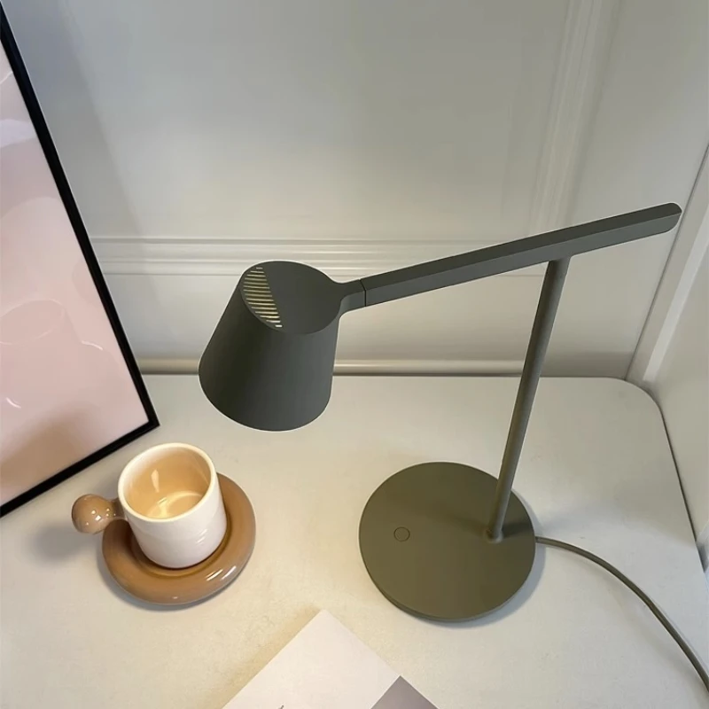 Nordic Modern Minimalist Light Study Desk Reading Bedroom Bedside Vintage Lamp