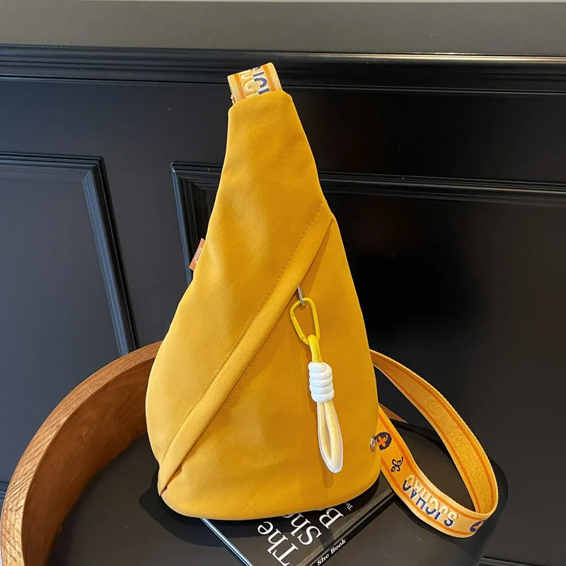 

Повседневная модная женская нагрудная сумка через плечо, новый дизайн 2025, модная маленькая холщовая сумка через плечо для улицы