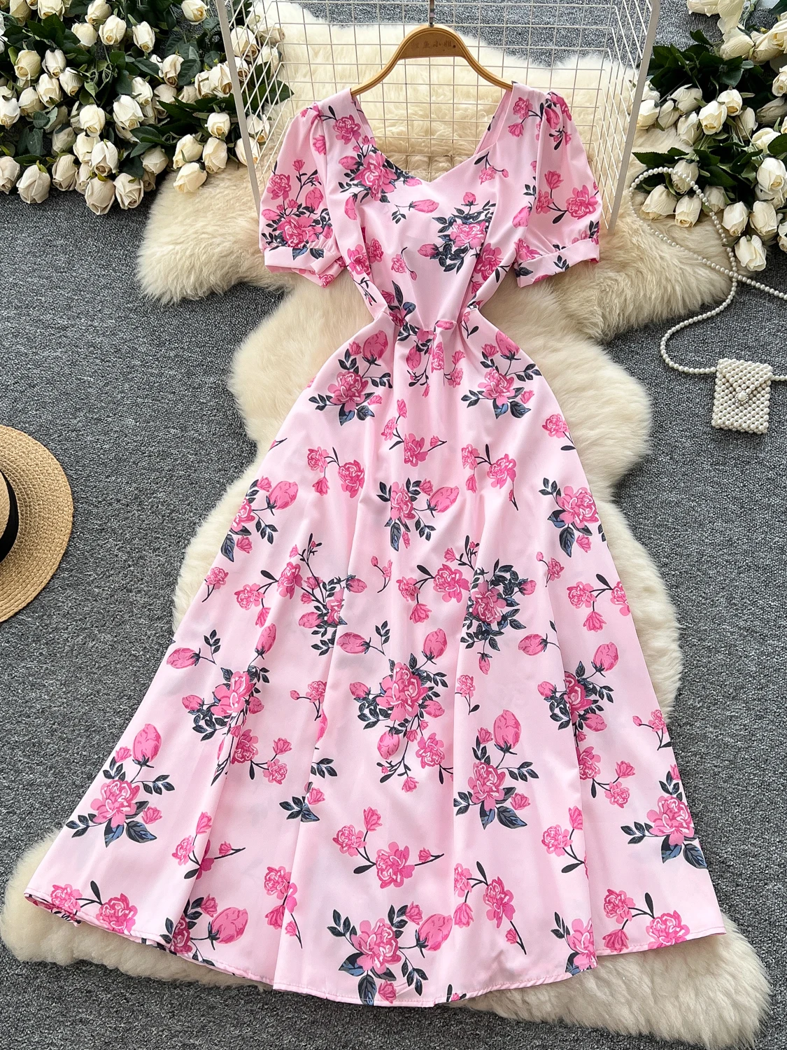 ชุดเดรสลายดอกไม้สำหรับฤดูร้อน ทรงเอวสูง แขนพอง คอเหลี่ยม สไตล์เกาหลี เหมาะสำหรับวันหยุดและใส่ทำงาน