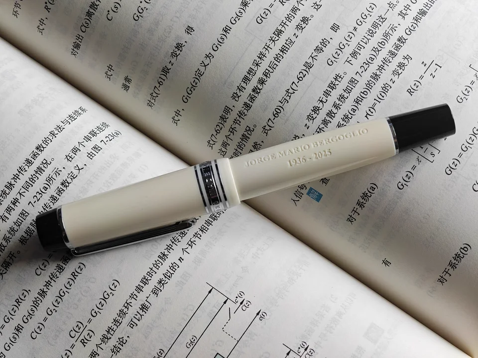 

Новая перьевая ручка Panda White! WingSung/JUNLAI, большая 930, перьевая ручка с смоляным поршнем N0,9 Iraurita F/M/B, перьевое перо для деловых студентов, подарочная ручка