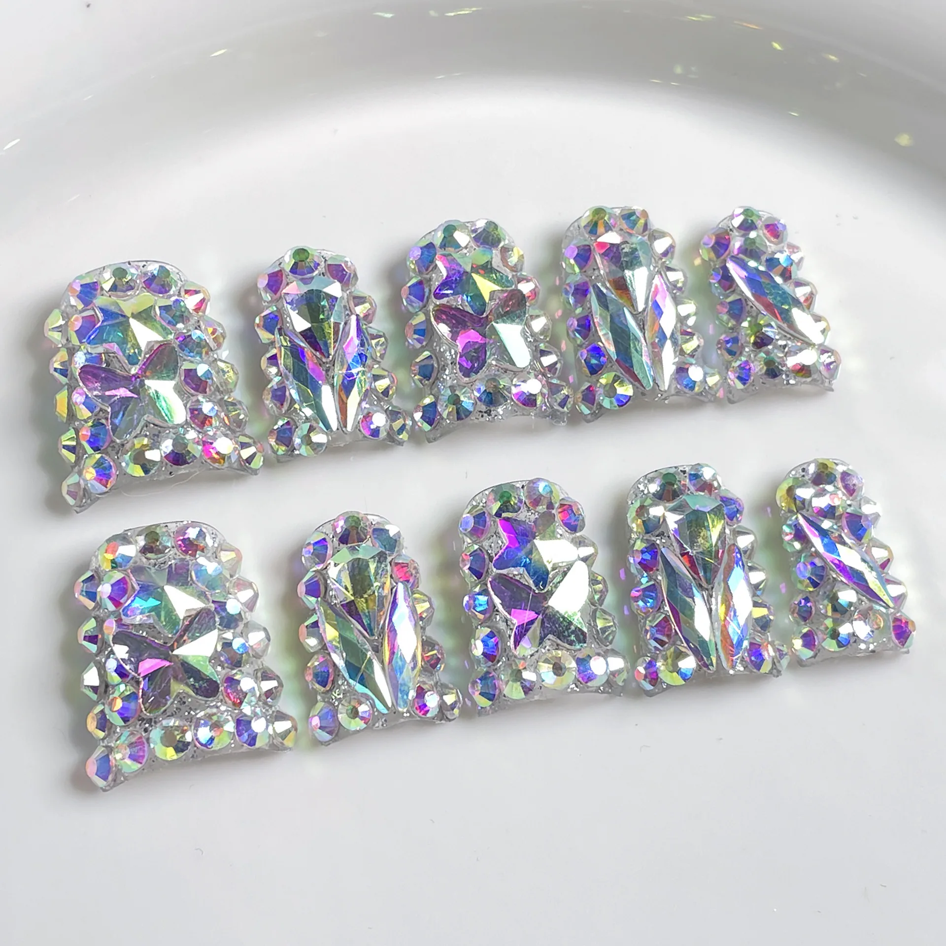 10pcs Diamond Full Cover Nail Short Duckbill Handmade False Nails Art Butterfly Design Fake Nail Set Reusable Press on Nails Tip
