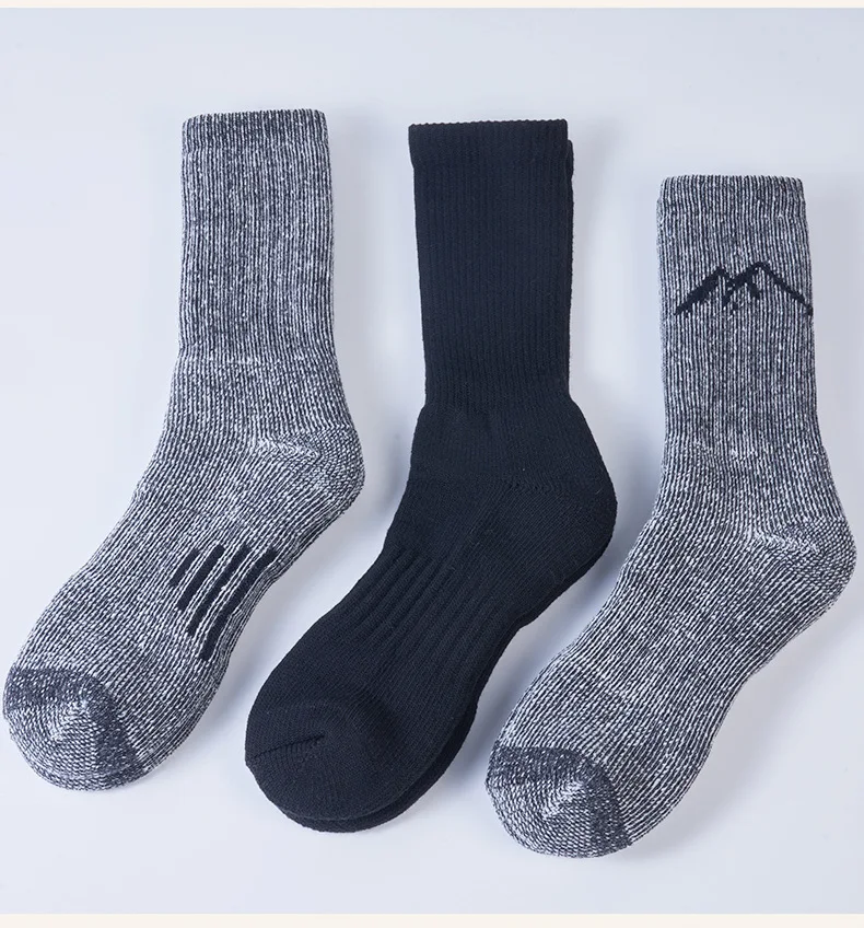 2 Pairs Wool Socks Thicken Warm Hiking Cushion Crew Socks For Men Women Wool Sports Socks Moisture Wicking Euro Size