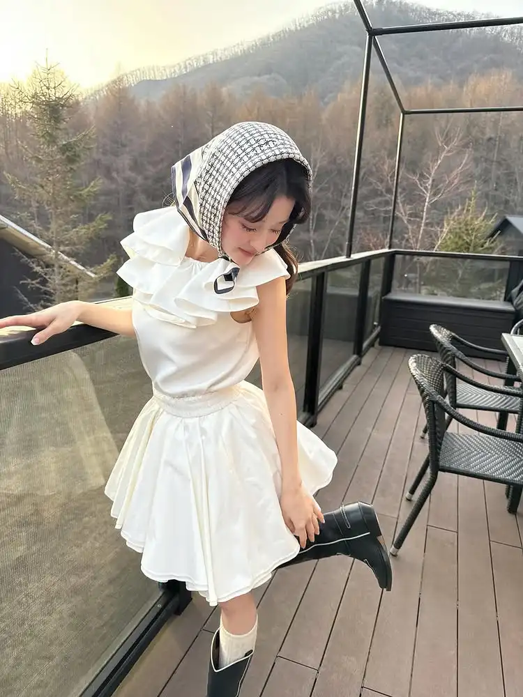 Japanese New White Elastic Waist Sweet Skirts Women's High Waist Irregular Fluffy Short Skirts Ladies Daily Fashion Casual Skirt