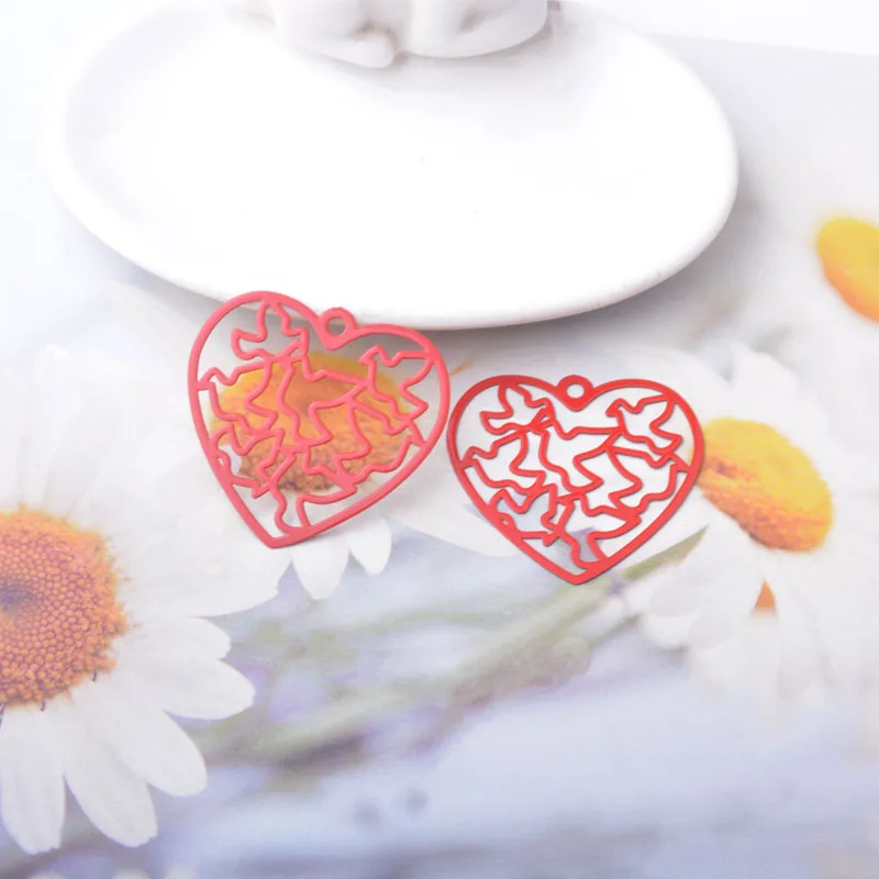 20 Stück Ausverkauf AB2085 Messing-Filigran-Schmuck Friedenstaube Anhänger Herzanhänger DIY Damen Ohrring Zubehör – Detail 7