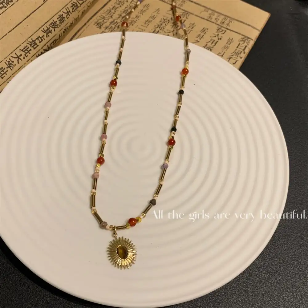 retro hand-made beaded agate natural stone necklace contrasting color rice pearls stacked high-end collarbone chain