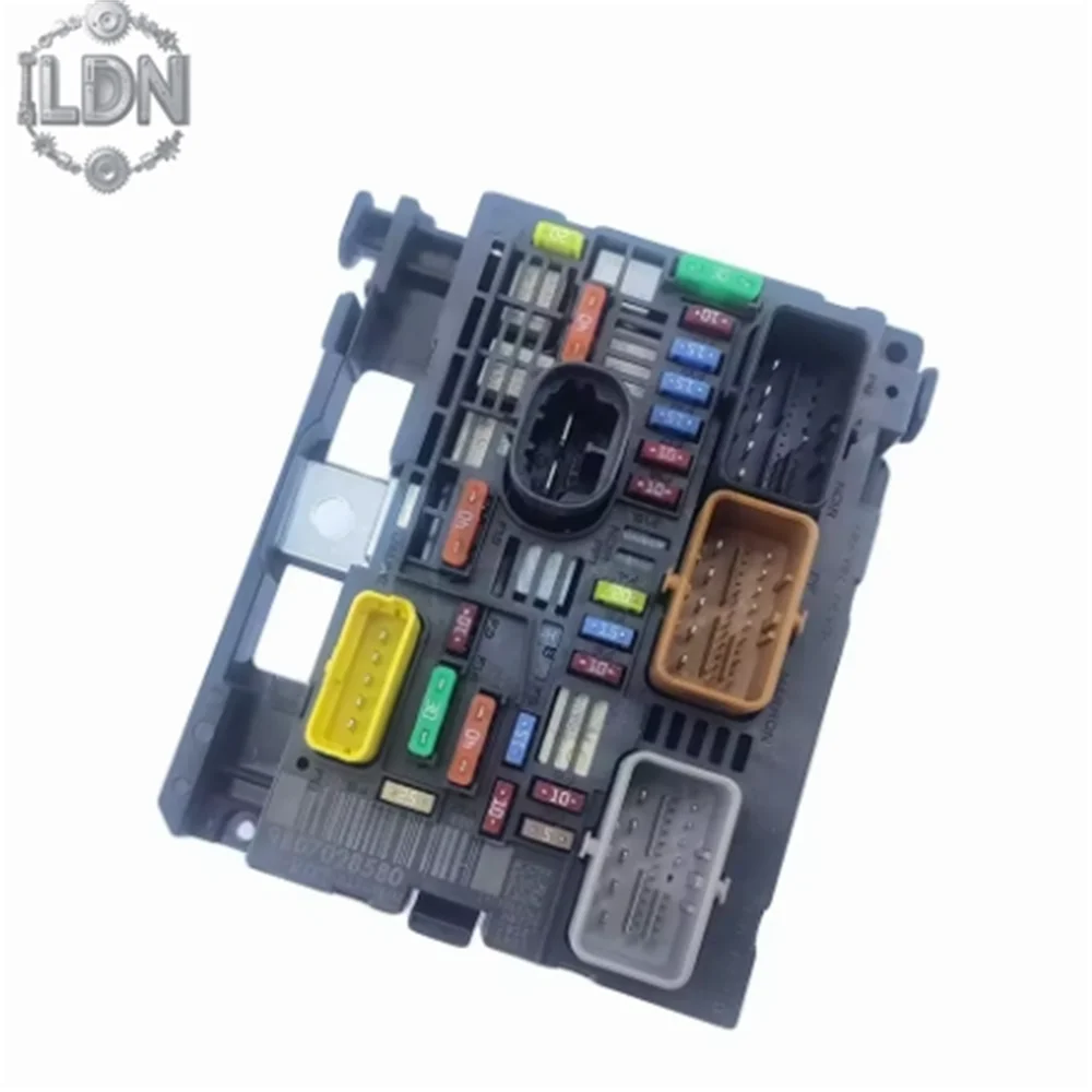 

Original New RELAY FUSE BLOCK High Quality for Peugeot 407/407SW/RCZ/3008 C5/X7 C4 Picasso C6 - BSM-R02-00 9675877980 9807028580