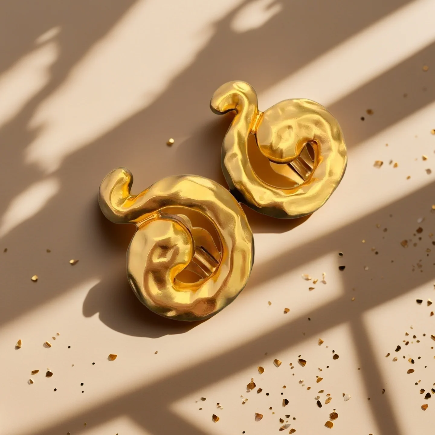 Yuri Ailey  Vintage Hammered Musical Note Clip On Earrings For Women Gold Hollow Non Pierced Ear Clips Luxury Jewelry 2026