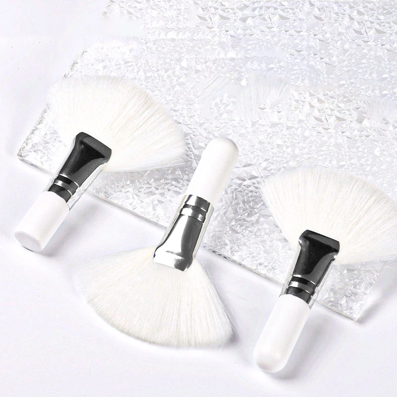 Mini Fan Makeup Brushes Facial Powder Foundation Blusher Concealer Brush Cosmetic Tools Synthetic Fiber Fan Brushes