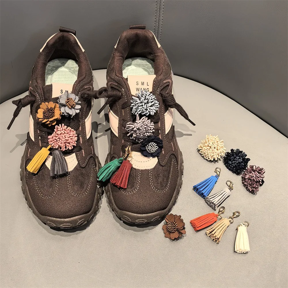 1Pcs Autumn Winter Maillard Tassel Pendant Shoe Charms Leather Flower Shoelace Buckle Sports Shoe Decoration Accessory Buckle