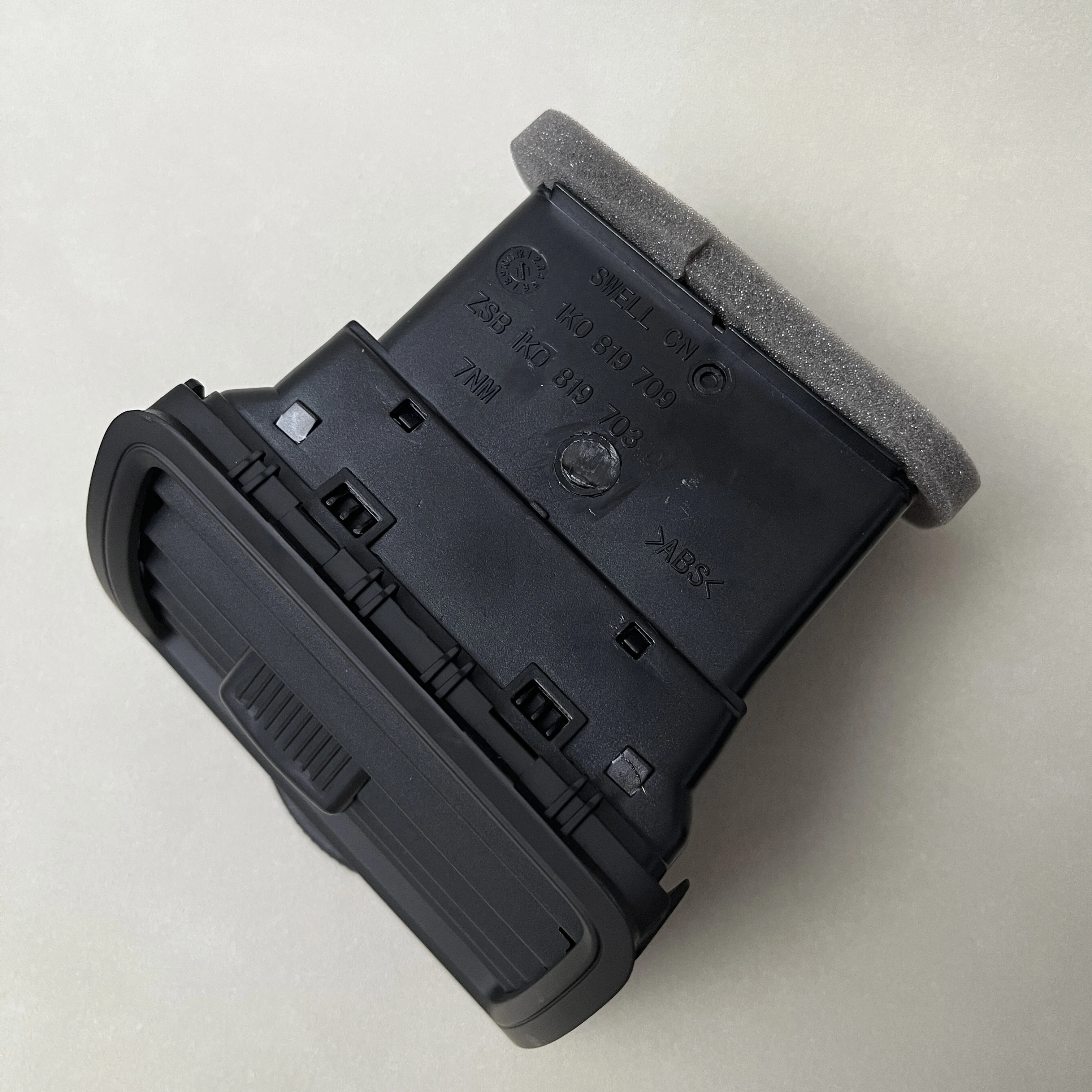 Dashboard Air Conditioning Left Right AC Outlet Air Vent For VW Golf 5 GTI Jetta 2006-2011 MK5 R32 Rabbit 1K0819709 1K0819710