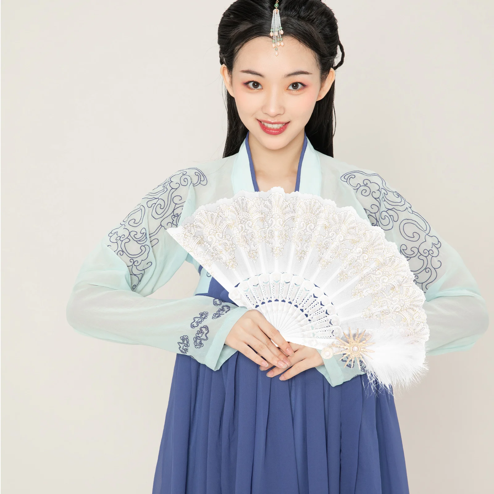 

Retro Folding Fan Classic Design Portable Multifunctional Cool Summer Wedding Photography Prop Gift Vintage Folding Fan