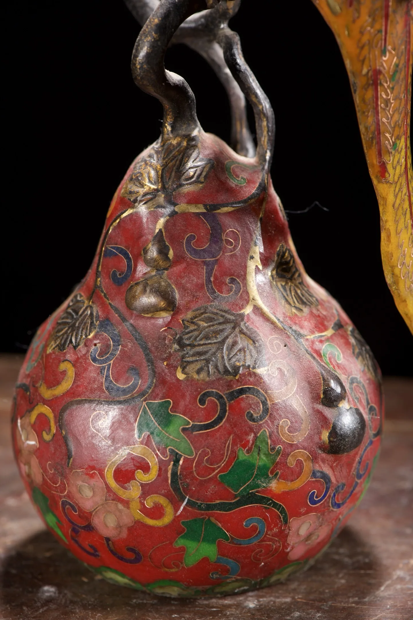 Old Bronze Cloisonne Flower texture Two parrot statues Base gourd Fulu Incense Burner Amass wealth Ornaments