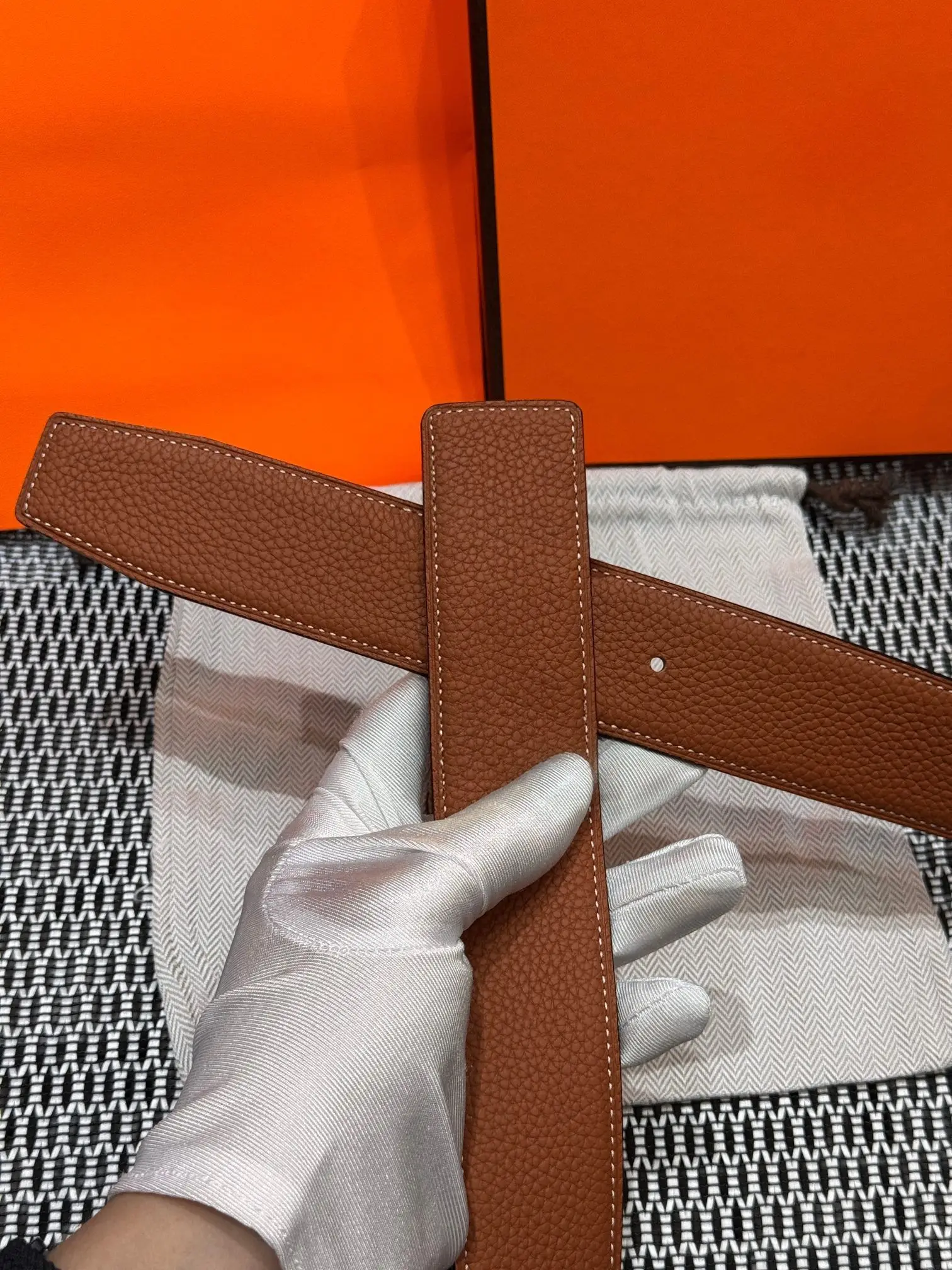 Unisex Reversible Brown & Black Pebbled Leather Belt Strap 2Pcs Set White Contrast Stitching No Buckle Replacement Belt Strap