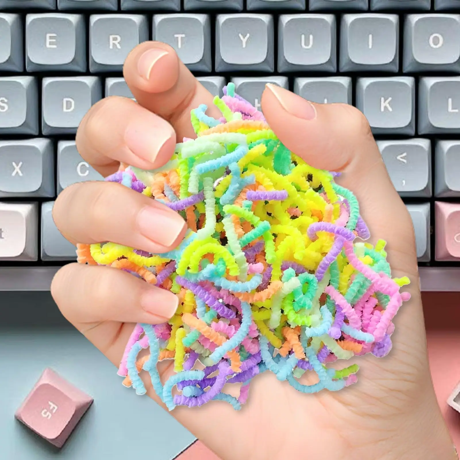 장난감 움직이는 가짜 감각 게임 50g 무서운 재미있는 작은 피젯 장난감 가정 학교 사무실 일상 여행 비행기 파티용