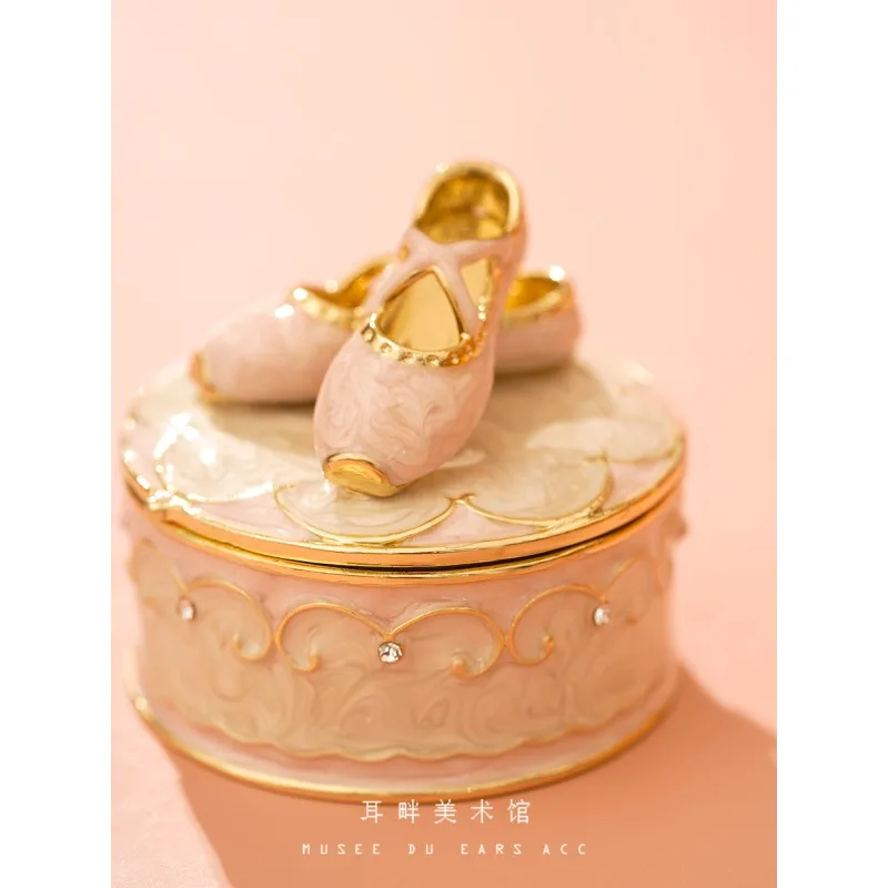 A ballet shoes enamel jewelry box 2022 new wedding proposal ring box girlfriend birthday gift knick-knack