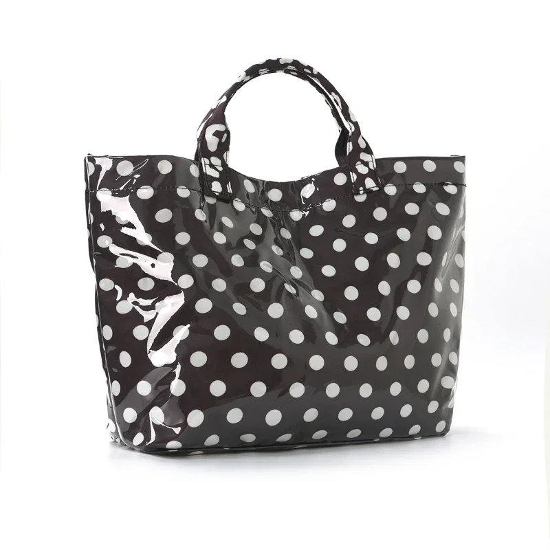Damen-Tragetasche aus PVC mit Polka-Dot-Muster und Farbblockierung, klassische Retro-Mode-Schulterhandtasche, wasserdichte Reise-Aufbewahrungstasche mit großem Fassungsvermögen – Detail 8