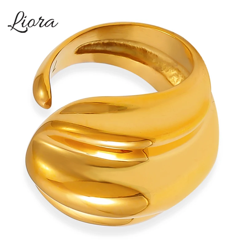 Liora Stainless Steel Statement Rings For Women Smooth Metal Twisted Stripe Charm Couple Rings Fashion Waterproof Jewelry