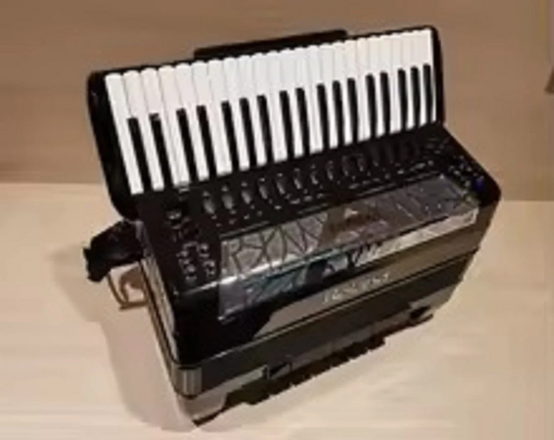 

HOT SALES Roland V Accordion Dallape FR 8X Black Electronic accordion