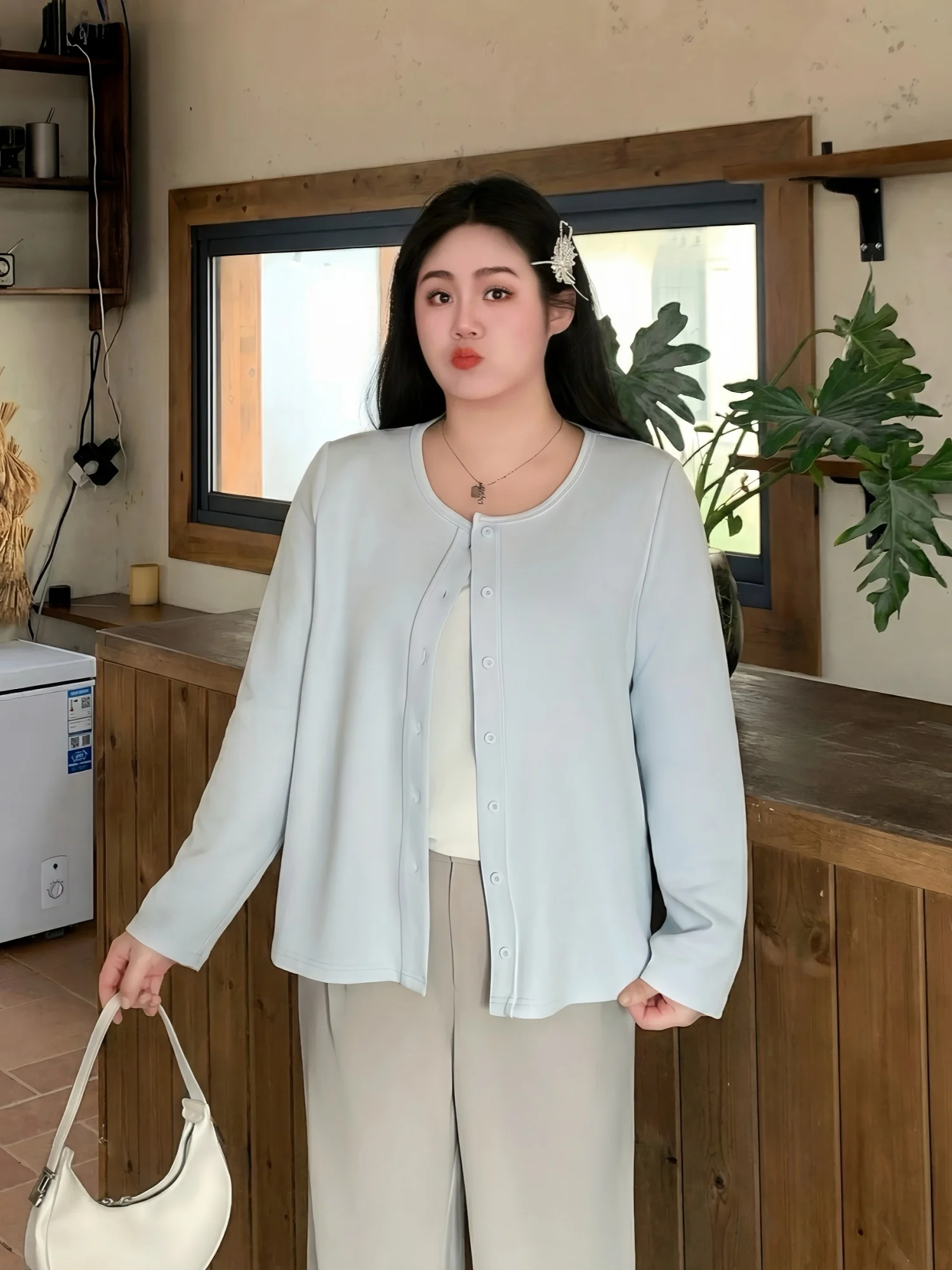 

Spring Casual Large Size Women's Knitted Cardigan Soft Gentle Top Commute Style Standard Fit Long Sleeve round Neck Single Bu...