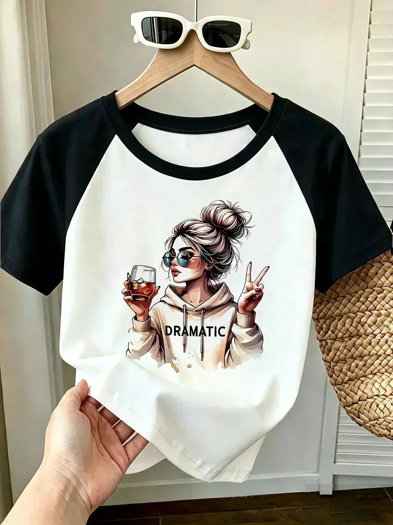 90s Women's Casual Graphic T-Shirt 