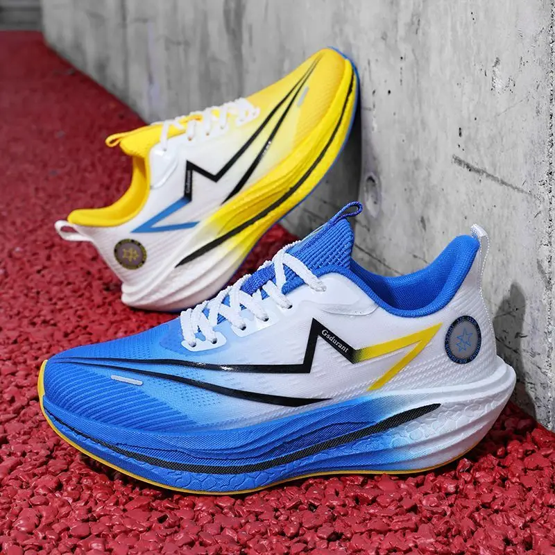 

2025 new running shoes for men and women, comfortable and lightweight trail sneakers