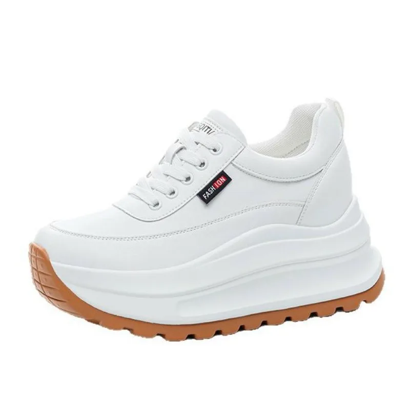 

Кроссовки на каблуке 8 см, белые женские кроссовки на платформе из натуральной кожи, женские новые модные кроссовки на массивной платформе, туфли на танкетке