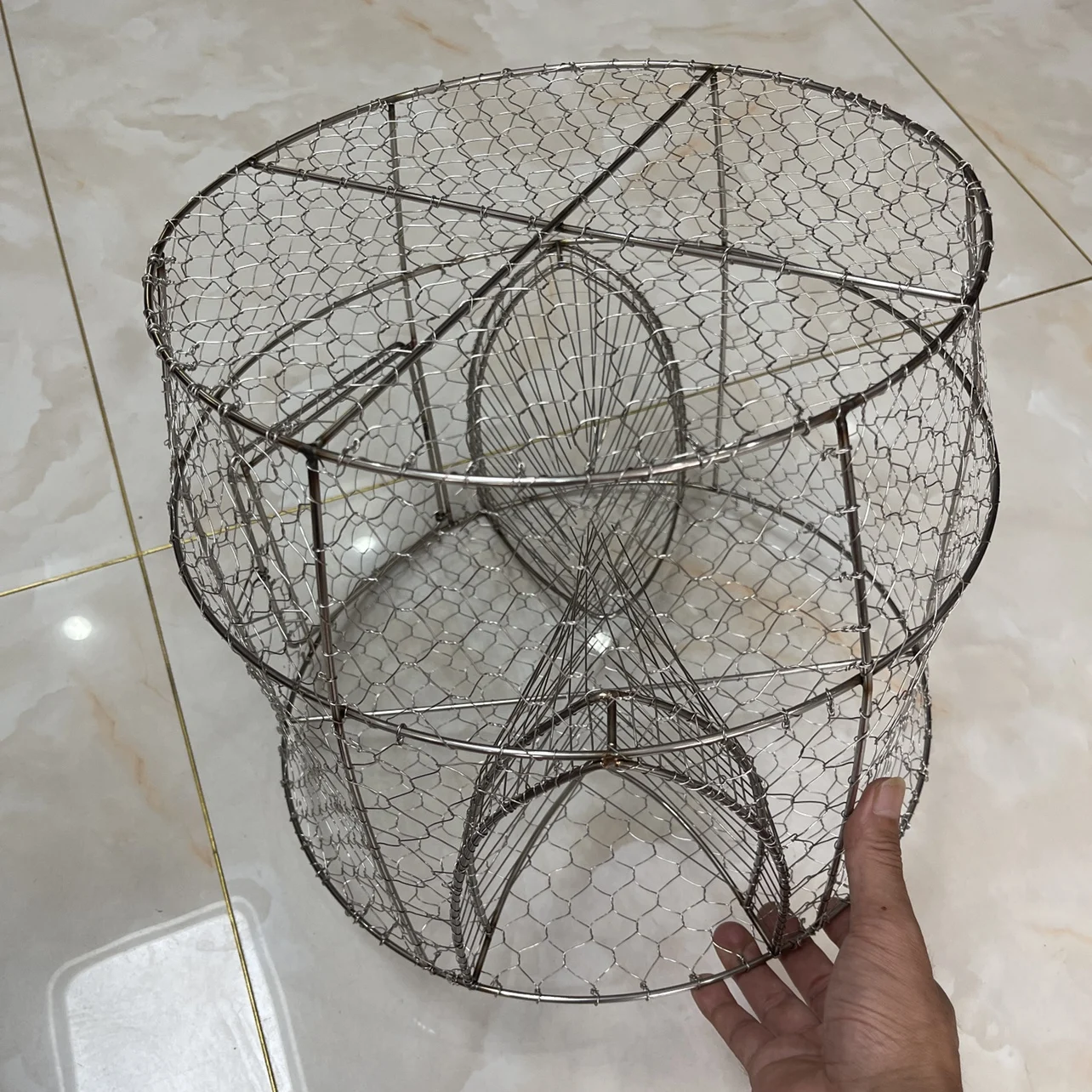 cage-de-peche-automatique-en-acier-inoxydable-pour-la-capture-de-poissons-resistante-a-la-rouille-en-eau-de-mer-avec-deux-entrees-pour-la-capture-de-poisson-pierre-golden-drum