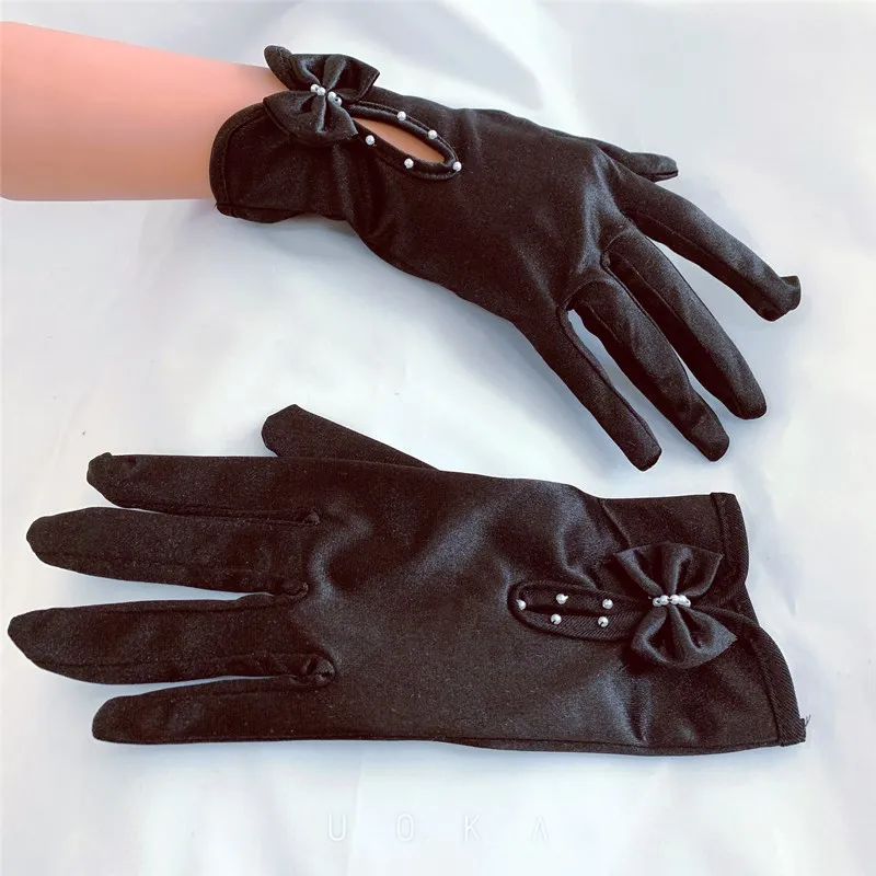 Gants courts en satin pour performance de cosplay, gants pour patients décontractés, blanc, noir, rouge, accessoires de mariage, fête de Rh