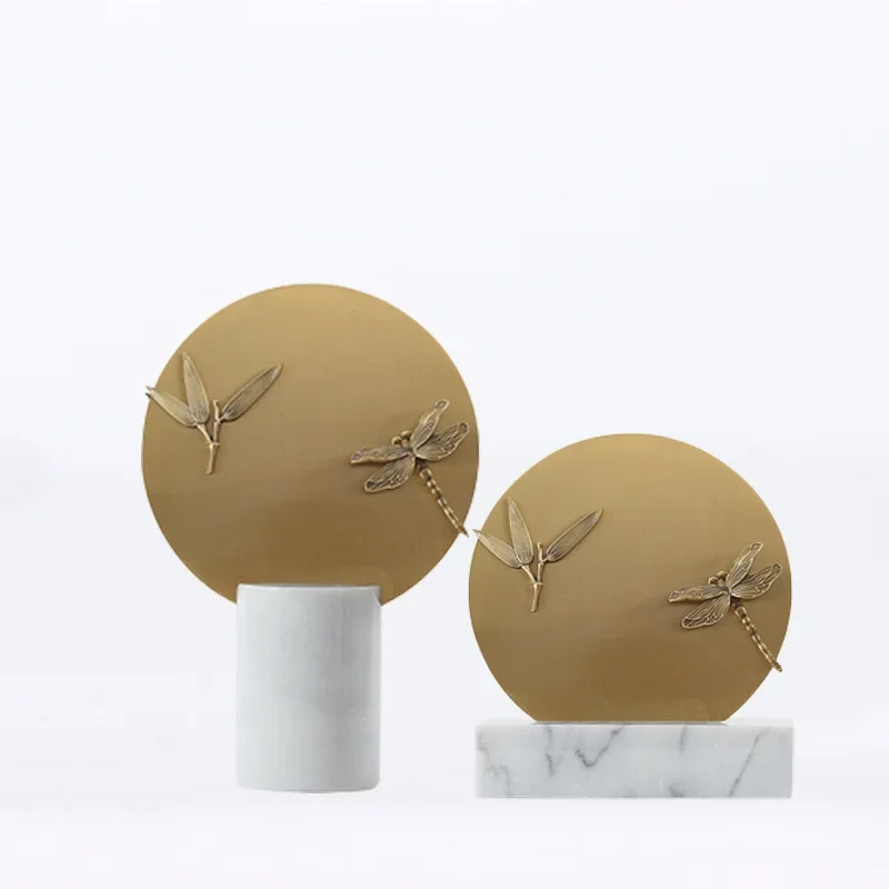 Creative Metal Handicraft Geometric Circle Golden Screen Butterfly Dragonfly Artificial Insect Decorative Figurines Home Decorat