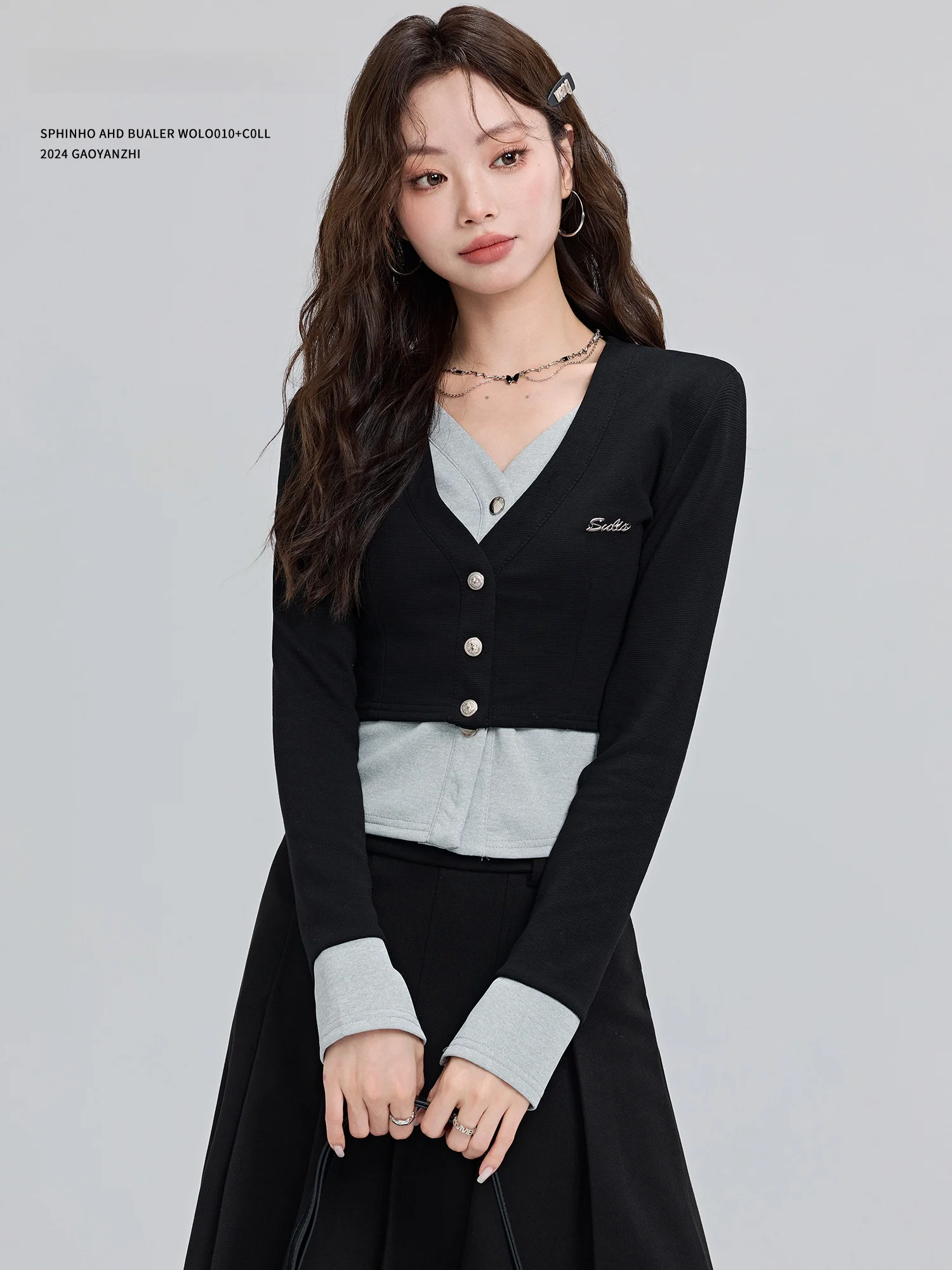 

Женский кардиган High Yanzi: приталенный, длинный рукав, V-образный вырез, вязаный, осенний дизайн, модный, с цветовыми акцентами