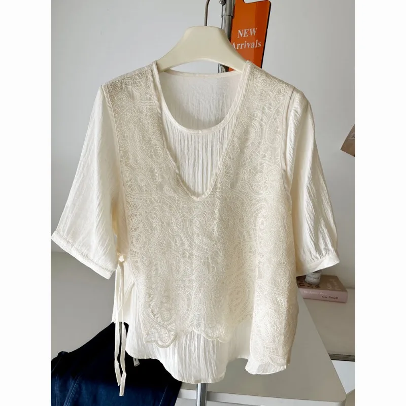 

Fashionable Sweet Super Fairy Lace Fake Two-piece Short-sleeved Shirt for Women