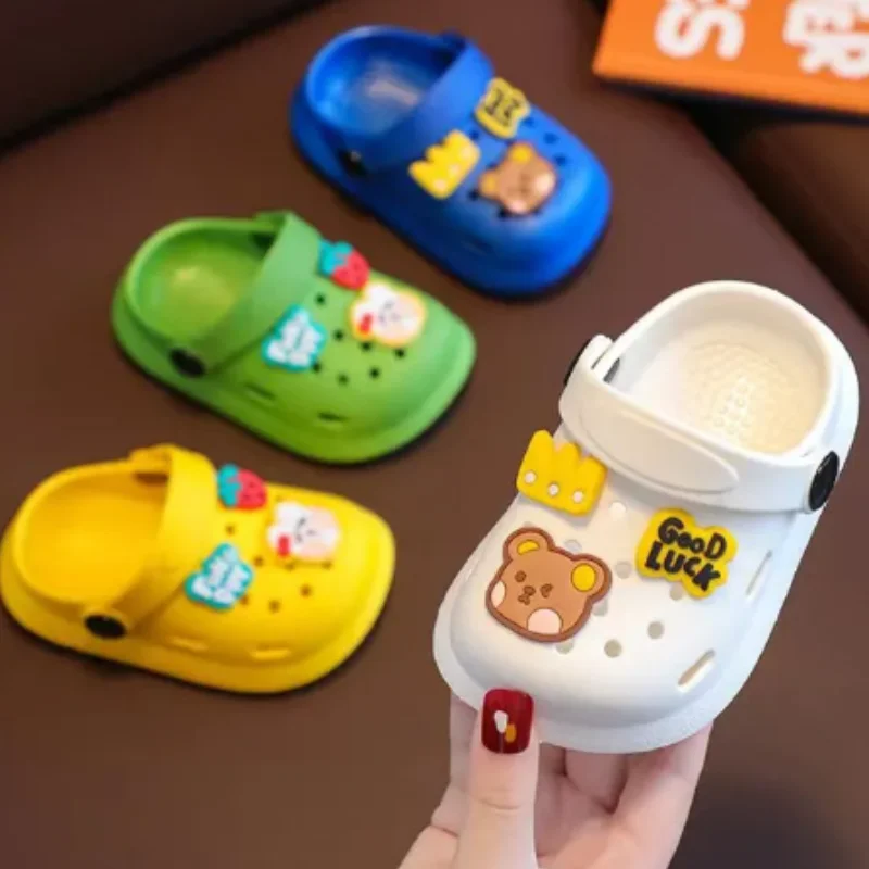 Boys Girls Cute Cartoon Beach Slippers Sandals Kids Garden Shoes Outdoor Children Slippers Baotou Anti-kick Water Shower Slipper