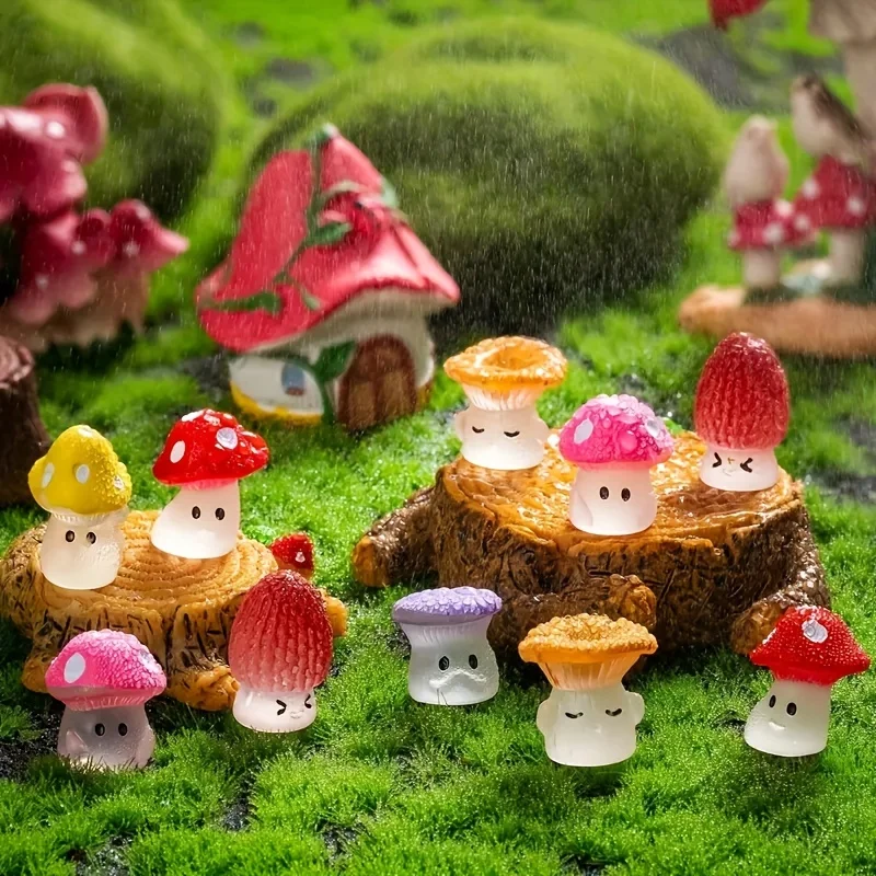 10/20/50Pcs Luminous Mini Mushroom Figurines, Cute Face Glow in the Dark Resin Mushroom Ornaments, Colorful Tiny Mushroom Decor