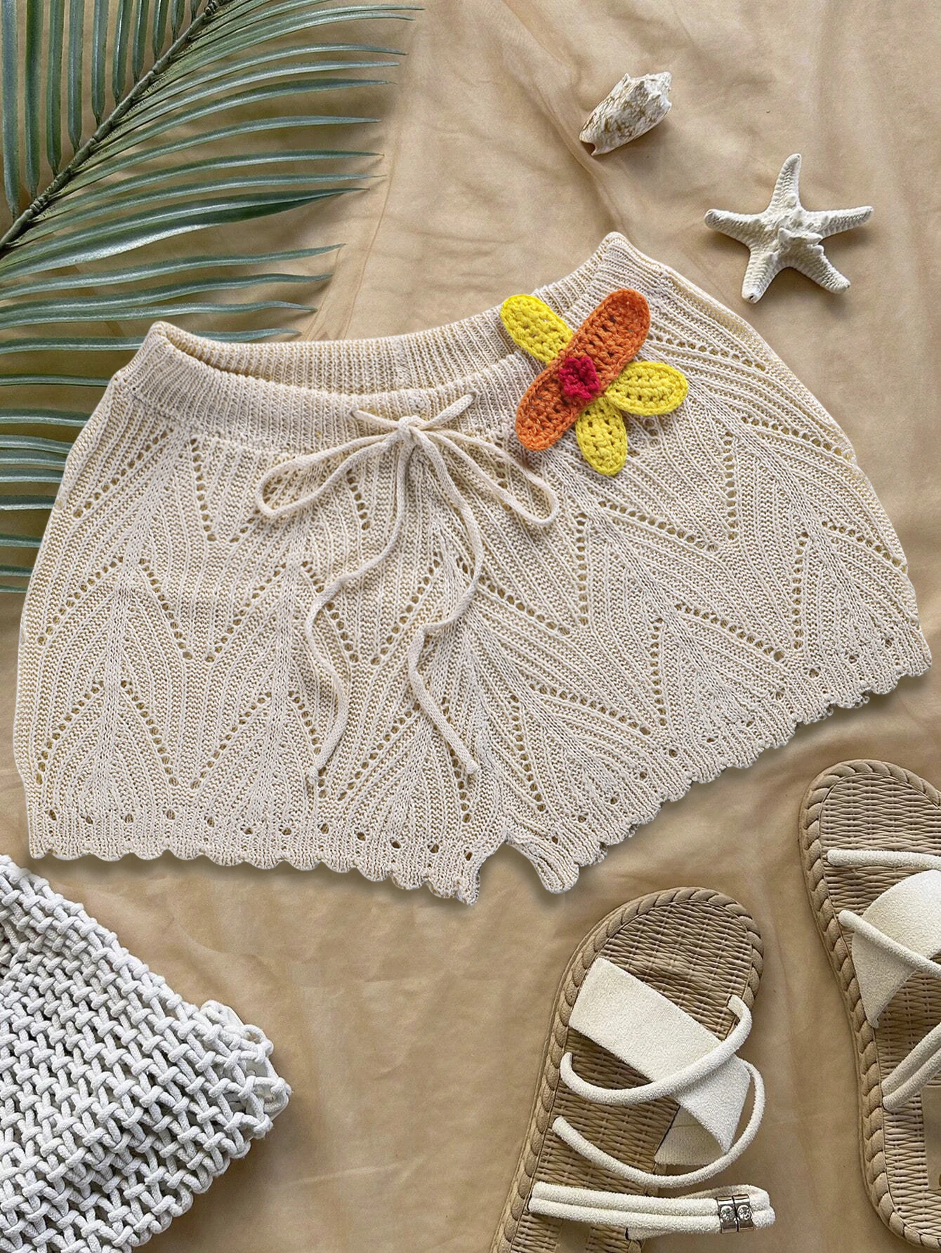 شورت نسائي من البوليستر 100.00% برباط مجوف وخصر مفتوح محبوك