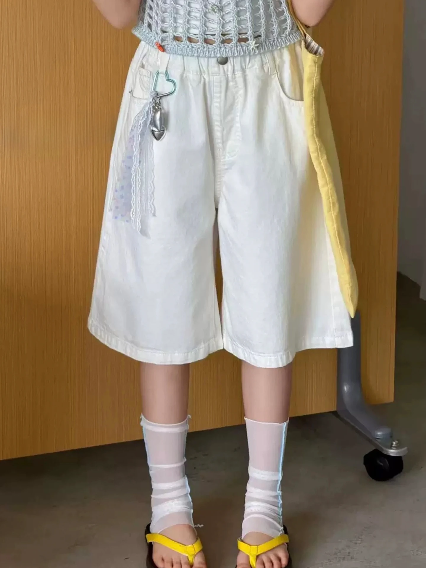 girls-casual-loose-wide-leg-jeans-white-summer-children's-clothing-straight-cut-elastic-waist-kids-fashionable-five-quarter-p