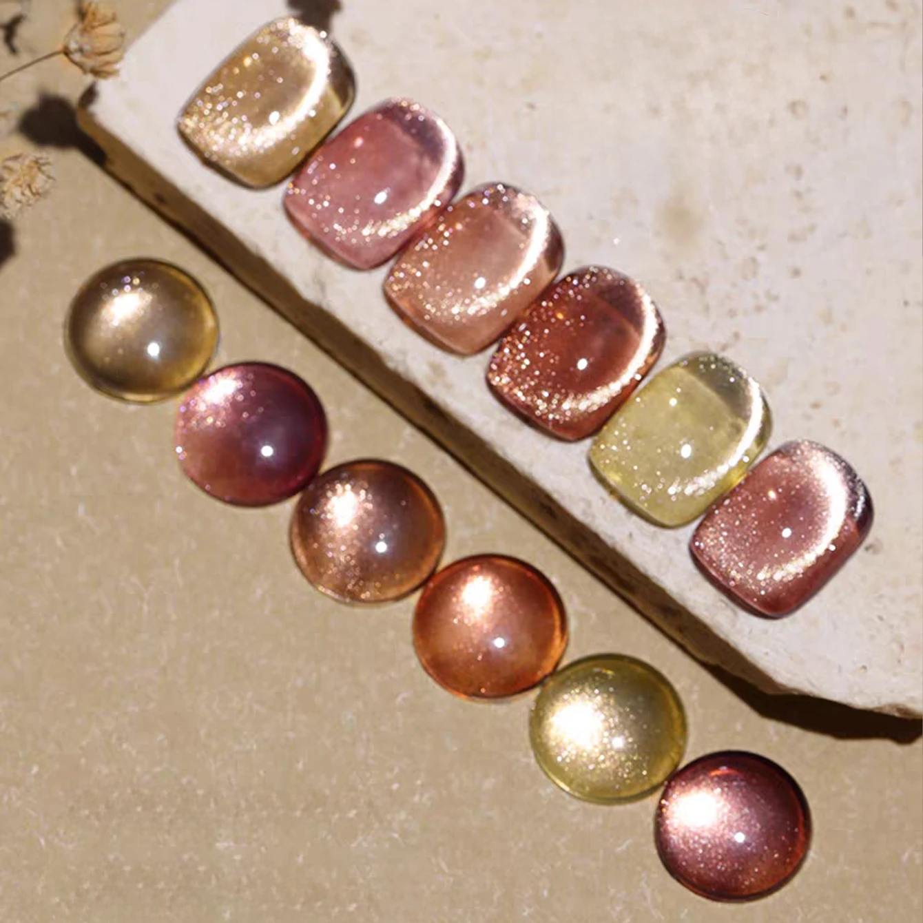 ยาทาเล็บเจล Cat Eye สไตล์ Yadan ขนาด 12 มล. จำนวน 1-6 ชิ้น สีน้ำตาลประกายแก้ว ประดับลูกปัด  ขายดีประจำฤดูใบไม้ร่วงปี 2025 เข้าได้กับทุกสี  อุปกรณ์ทำเล็บ