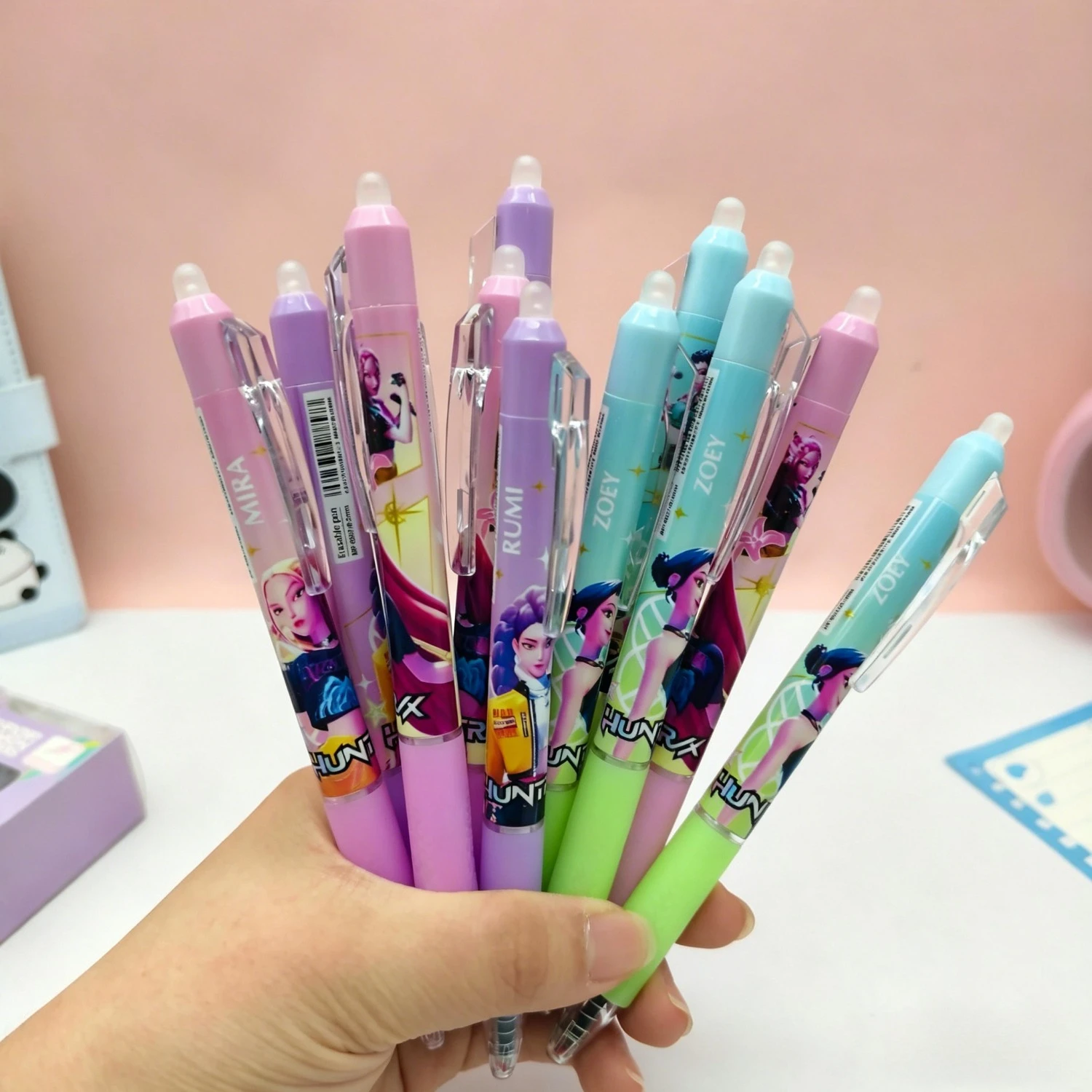 

2026 New Creative Girl Group Thermal Erasable Pen, Anime Merchandise, Learning Stationery for Students and Children