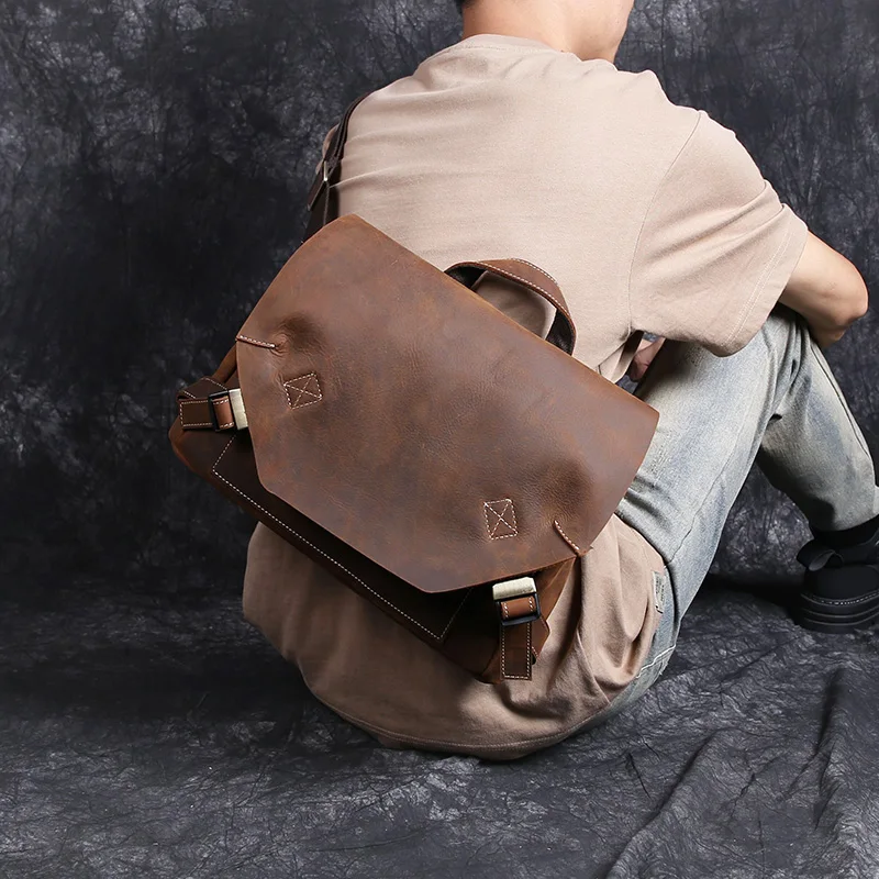 New Men's Leather Single Shoulder Crossbody Bag Cowhide Chest Bag Retro Crazy Horse Leather Motorcycle Bag Messenger Bag