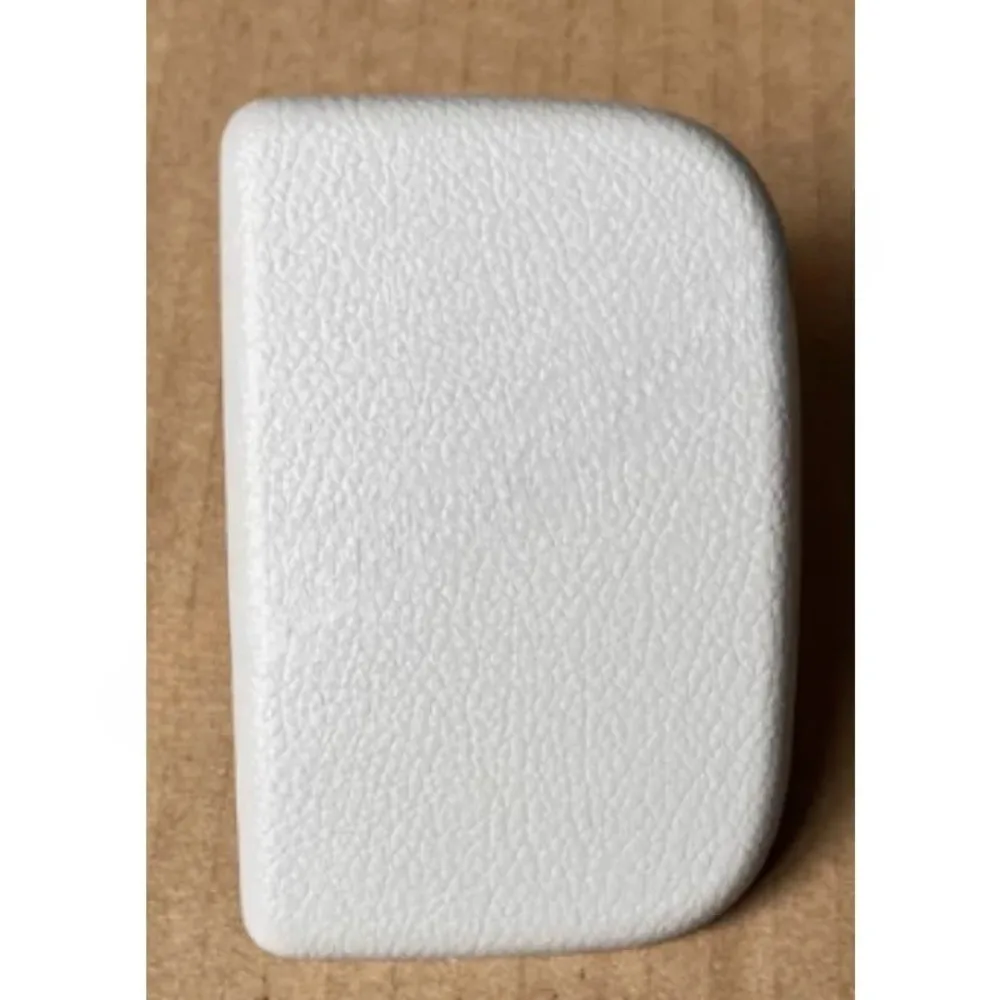 For Buick GL8 25S 652T Grey Seat Slide Cover Plate Middle Seating Track Decoration Caps Panel Plug Cap Brand New Automobile Part