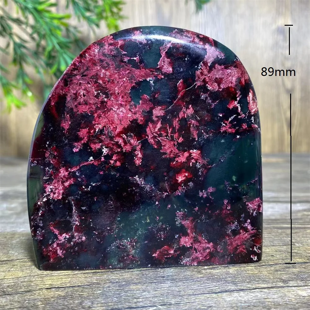 Natural Peach Blossom Jade Crystal Red Quartz Beauty Stone Home