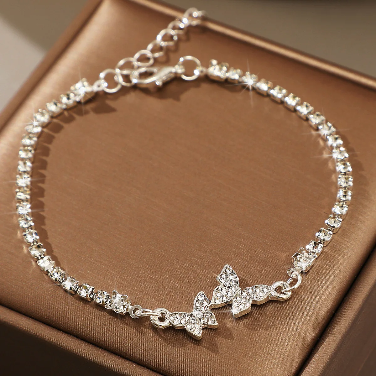 Silver-Tone Alloy Clear Rhinestone Tennis Bracelet Double Butterfly Charm Adjustable Chain Romantic Jewelry Gift for Women Daily Wear