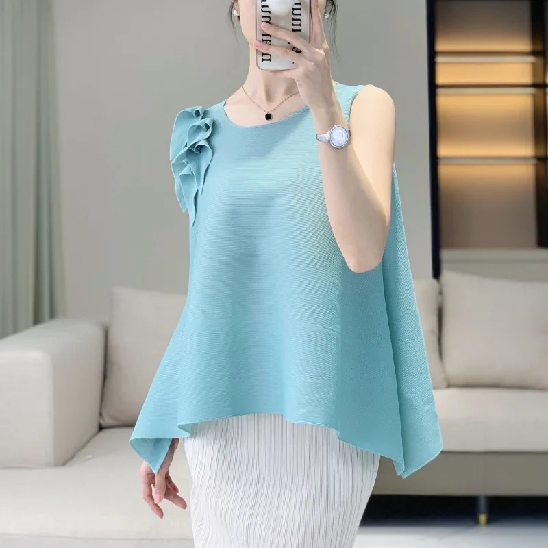 Miyake Pleated 대형 여성용 느슨한 다목적 언더 셔츠 여성 여름 2025 새로운 민소매 짧은 티셔츠 탑 심플