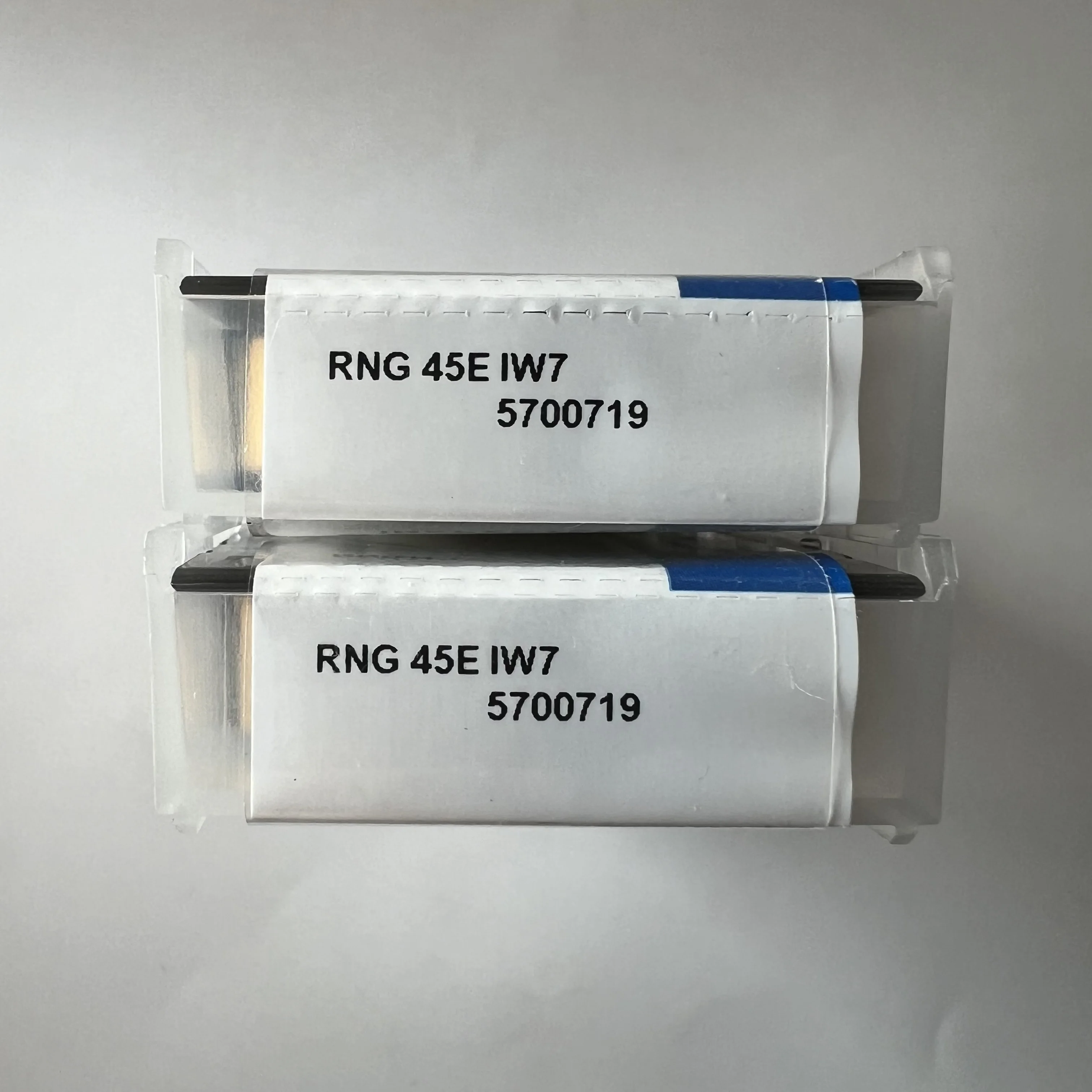 

10pcs/box RNGN120700E IW7/RXCW10T3 IC908/RXCW10T3-T IC908