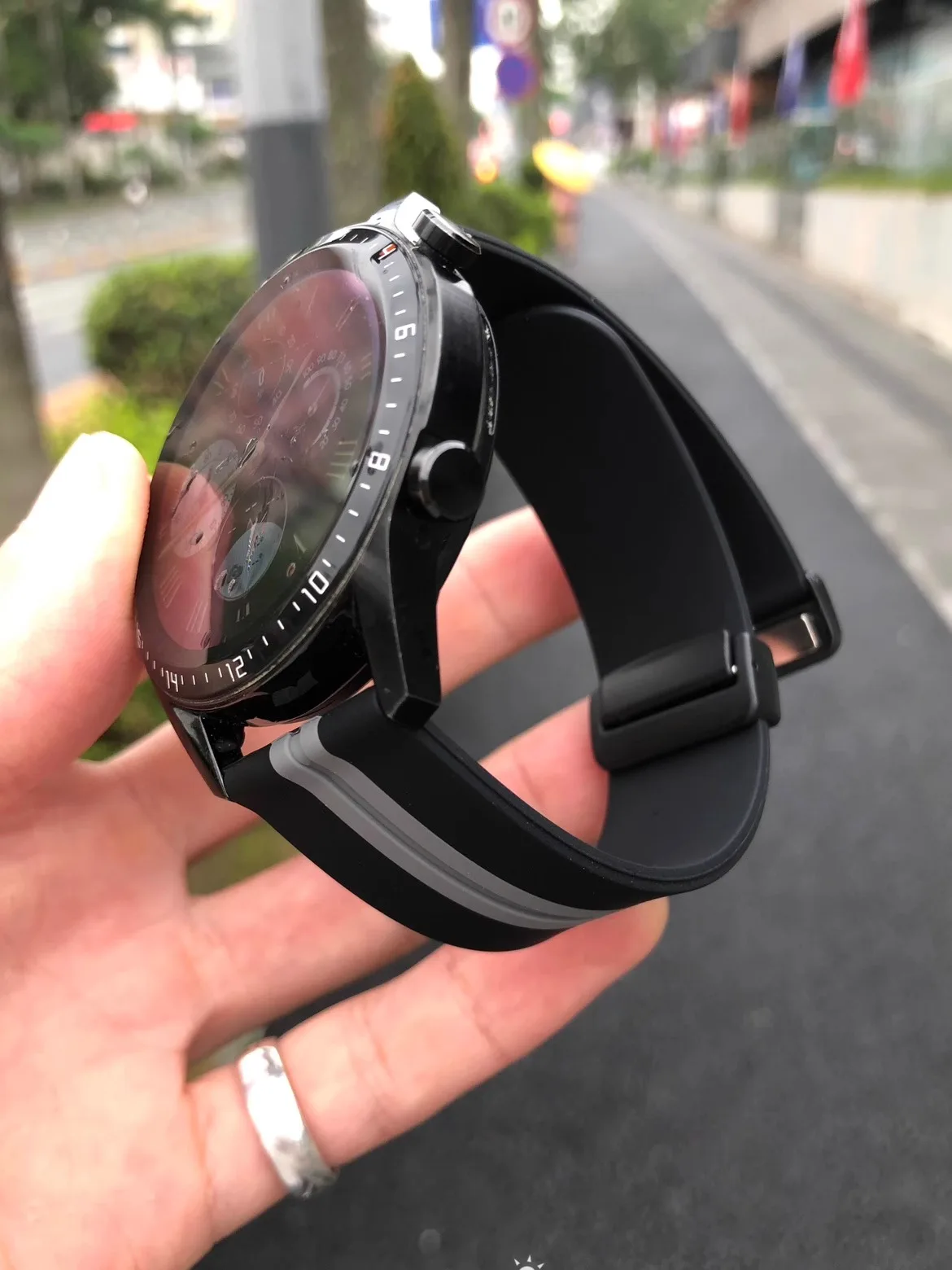 Kake strap is suitable for HUAWEI watch GT2 color matching GT3 liquid silicone watch3 magnetic buckle two-color Xiaomi 22