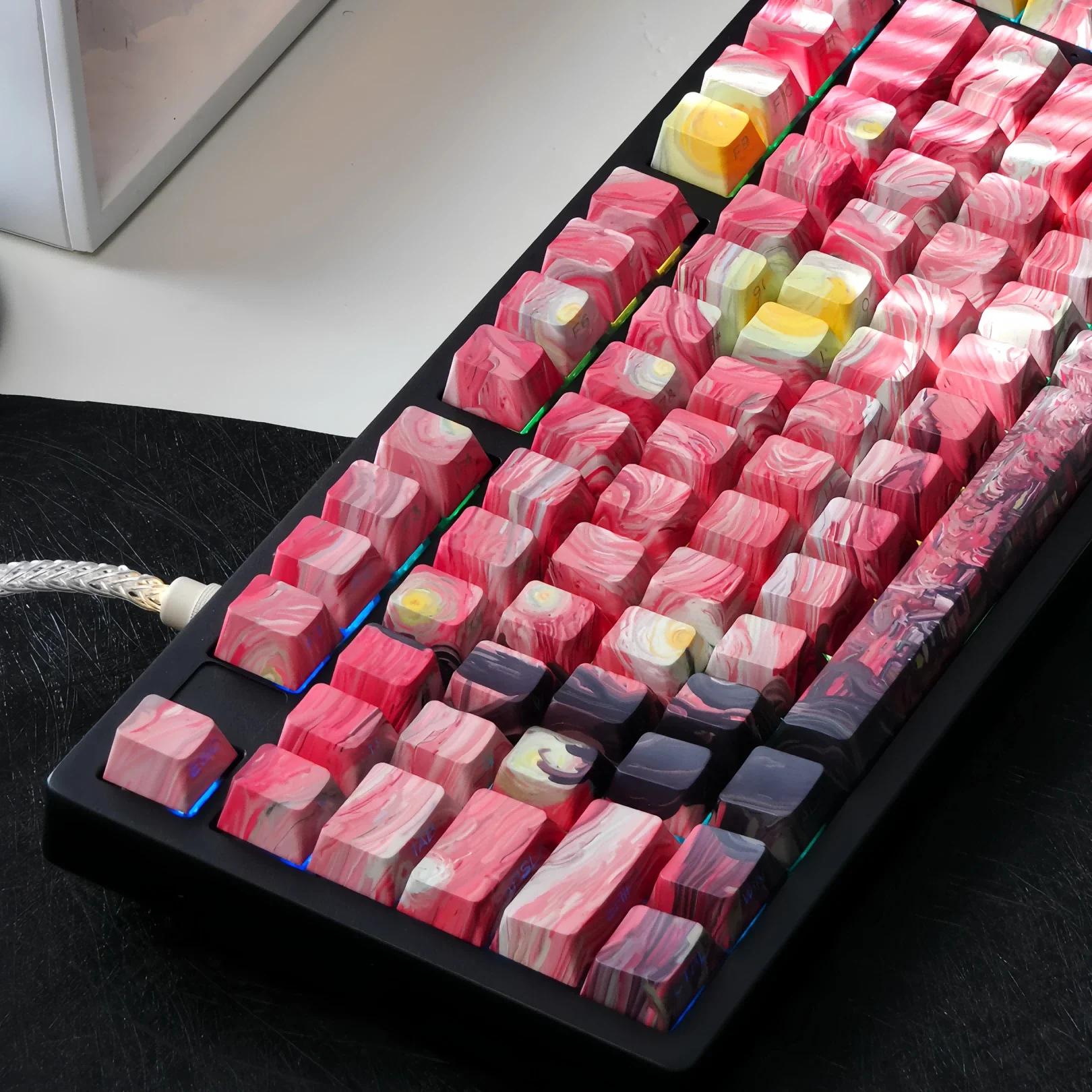 

Star series original height side engraved light-transmitting 130 keys side heat-permeable sublimation keycaps