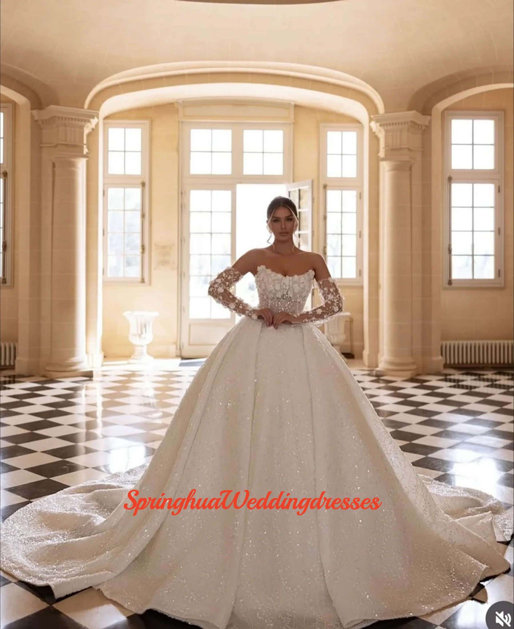 

Customized Dreamy White Organza Wedding Dress Formal Strapless Sleeveless Bridal Gowns Soft A-Line Chapel Train Vestido De Novia