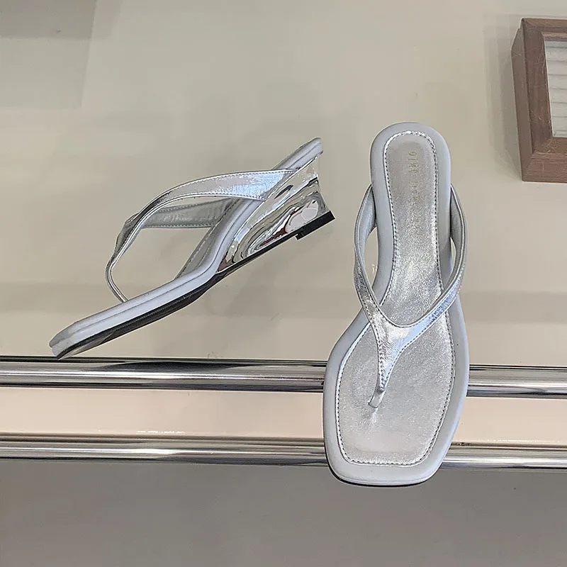 

Silver Fashion Square Toe Wedges Low Heel Flip flops Sandals For Women Summer Beach Slides Female Wedge Ladies Slippers Shoes