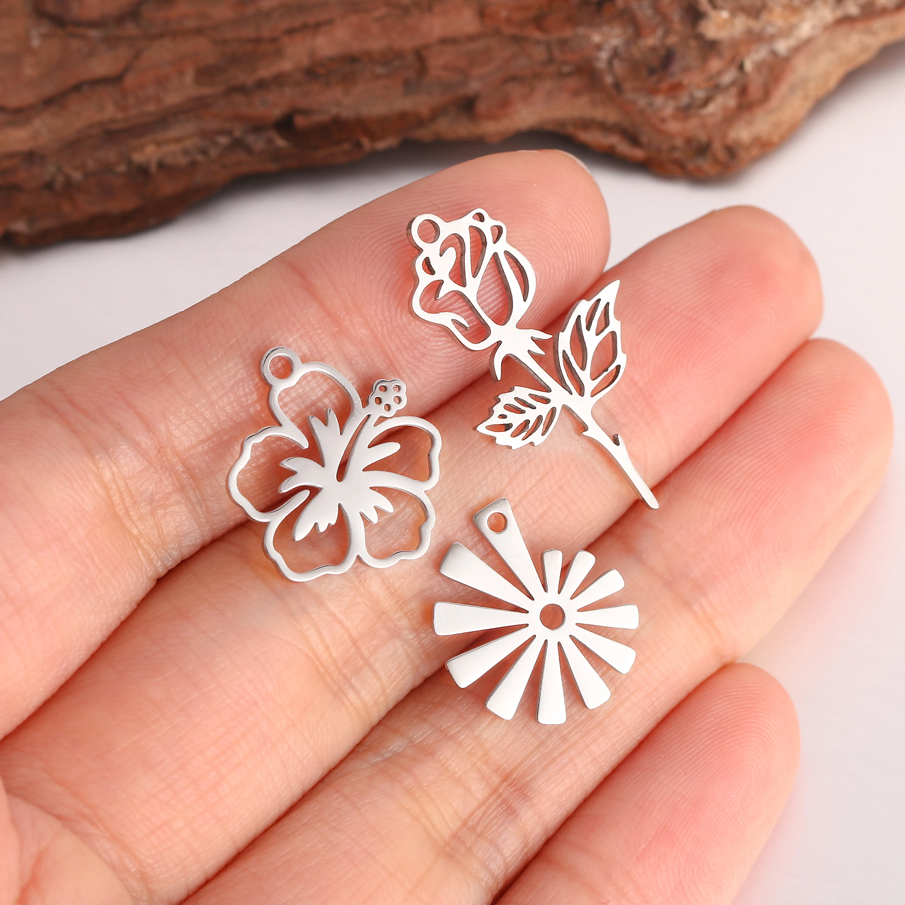 5 Teile/los Hohle Blume Charms Edelstahl Lotus/Rose/Sakura Anhänger Glück Amulett Diy Ohrringe Halskette Handwerk Schmuck machen